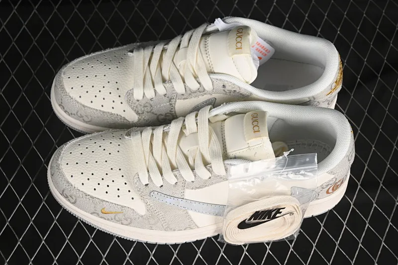 All categories Air Jordan Jordan series basketball shoes Air Jordan 1 Low High-end customized low-top sneakers Travis Scott x Fragment Design x Air Jordan 1 Low OG SP AJ1 Joe 1 Gucci joint smoke gray canvas low-top cultural casual sneakers XS7089-604
